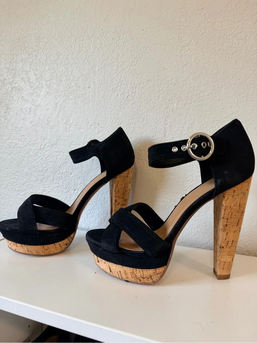 N/A elegant black